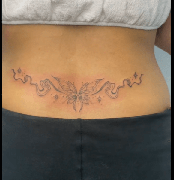 6. Snake Tramp Stamp Design